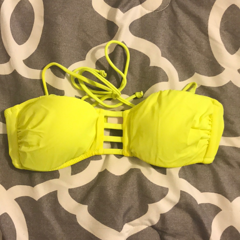 Victoria’s Secret binki top